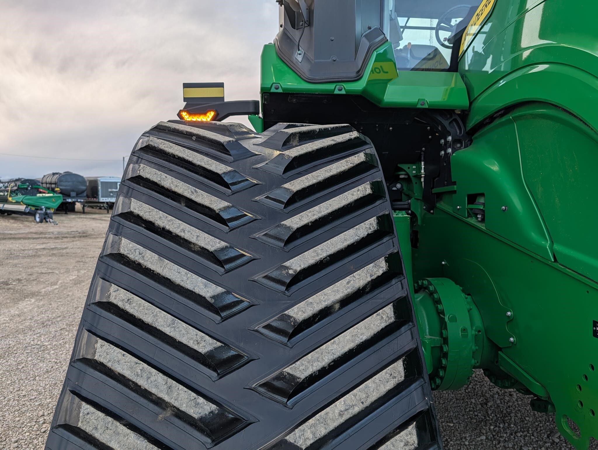 2022 John Deere 9RX 640 Tractor