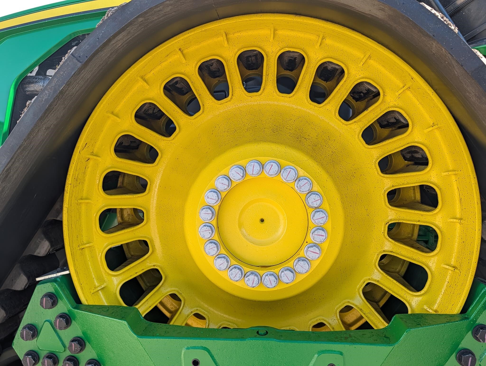 2025 John Deere 9RX 710 Tractor
