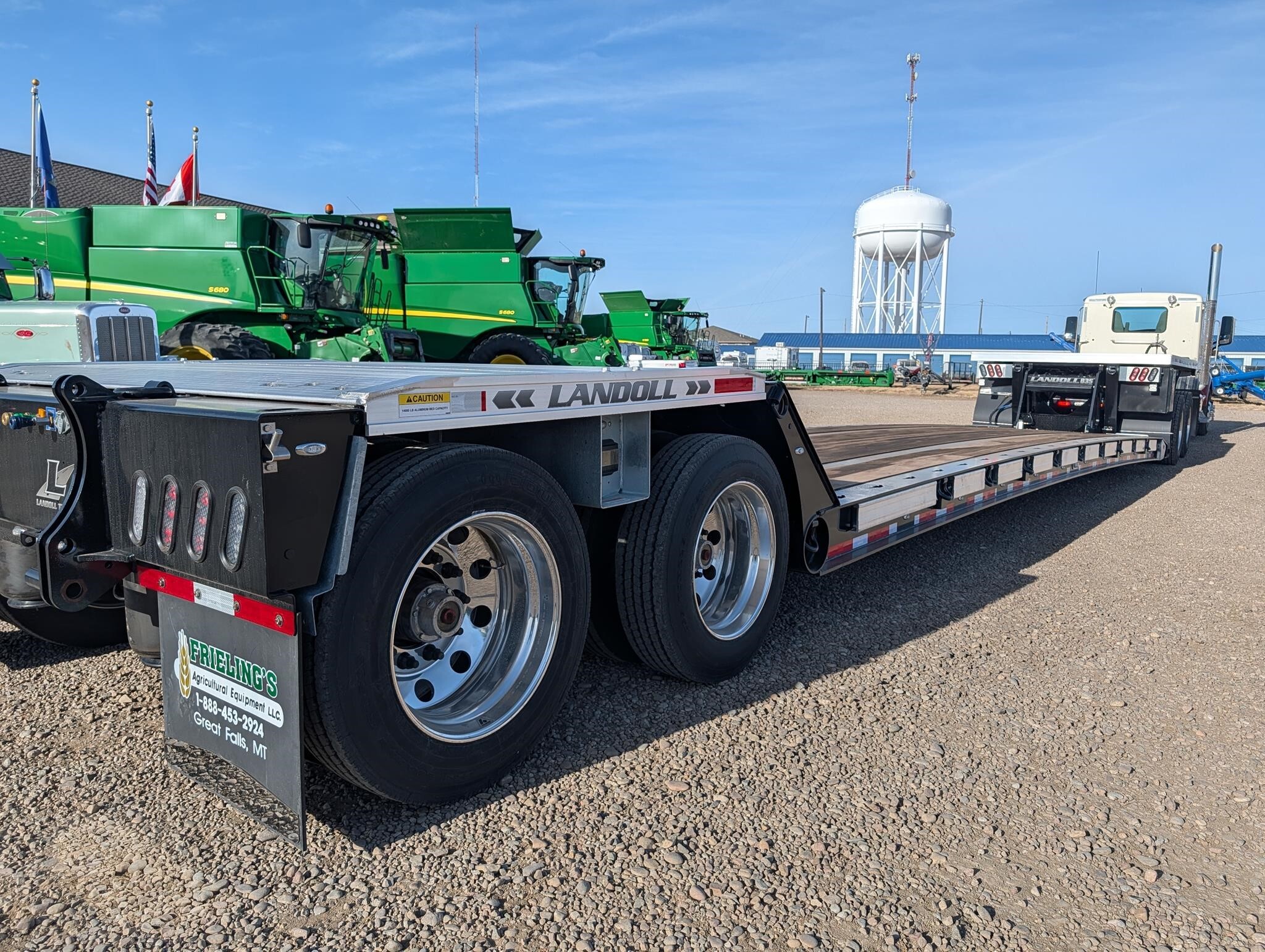 2026 Landoll 835-AG Flatbed Trucks/Trailer