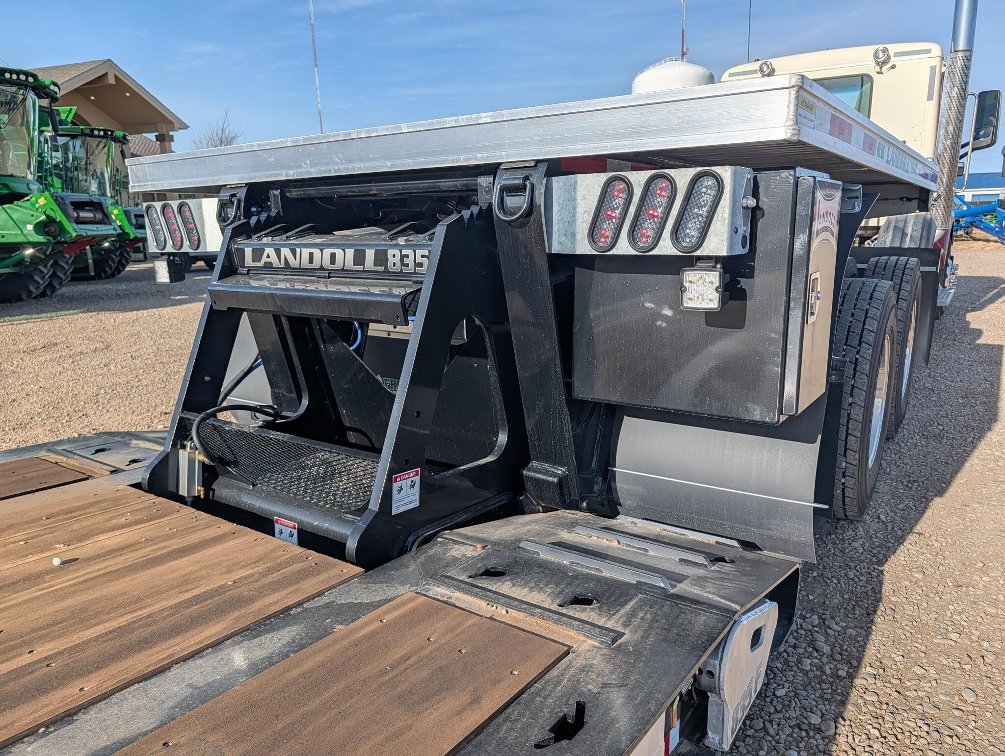 2026 Landoll 835-AG Flatbed Trucks/Trailer