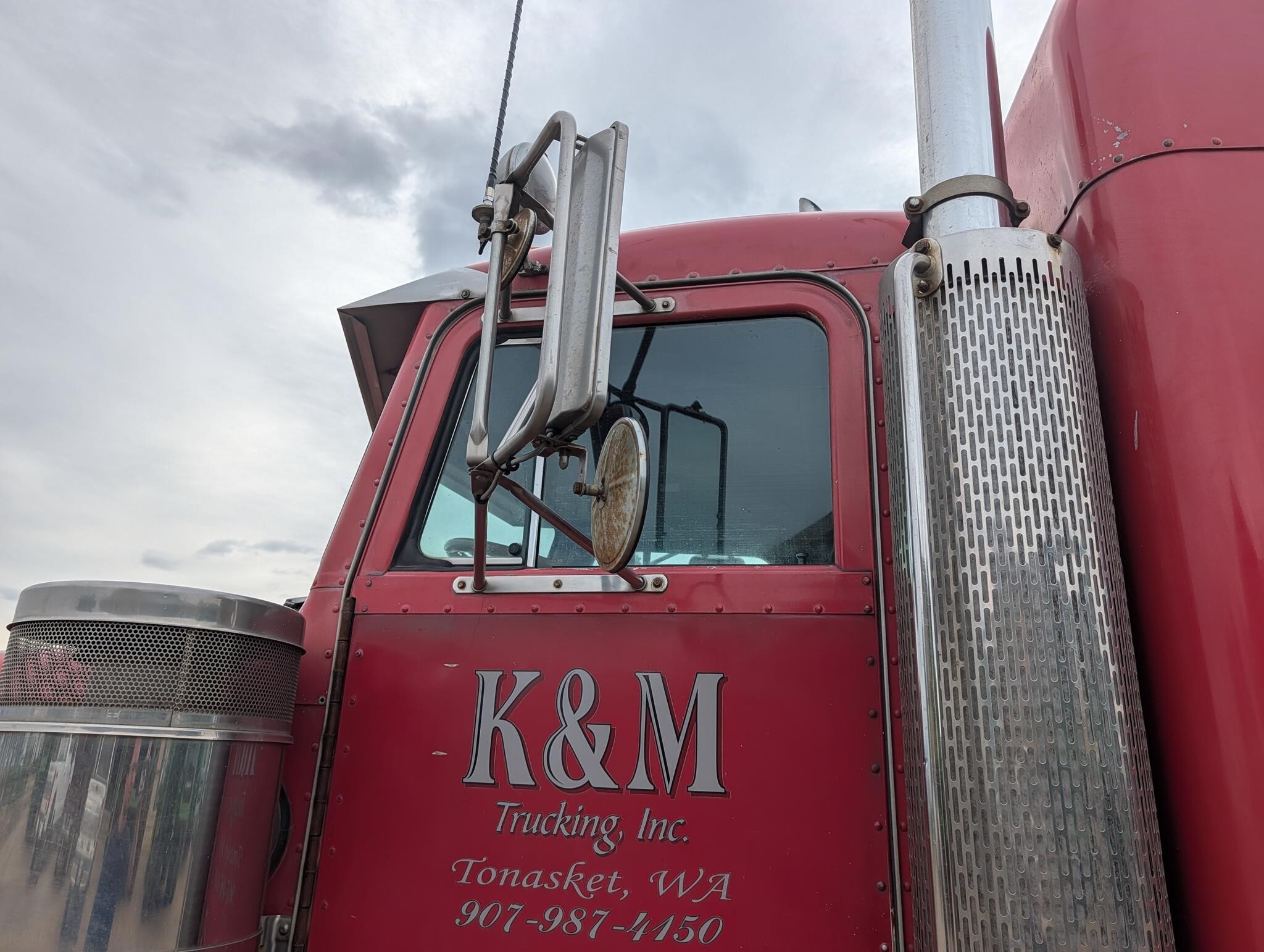1989 Peterbilt 379 Semi Trucks/Trailer