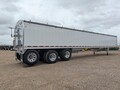 2027 Wilson Pacesetter Grain Trailer