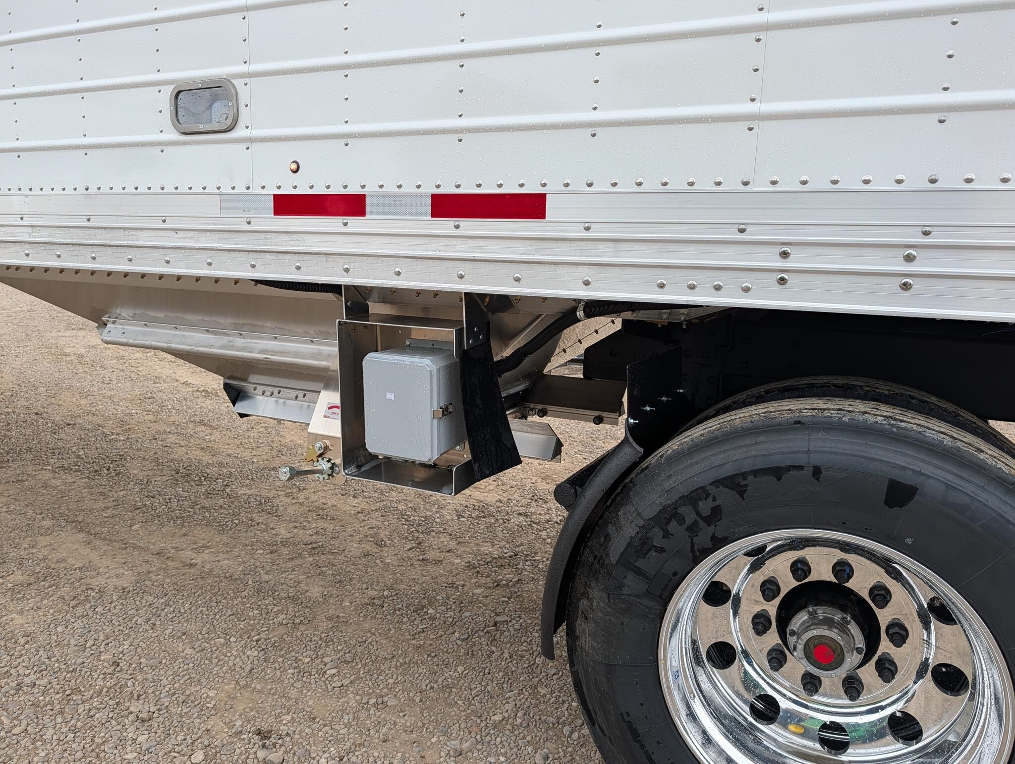 2027 Timpte Super Hopper Grain Trailer