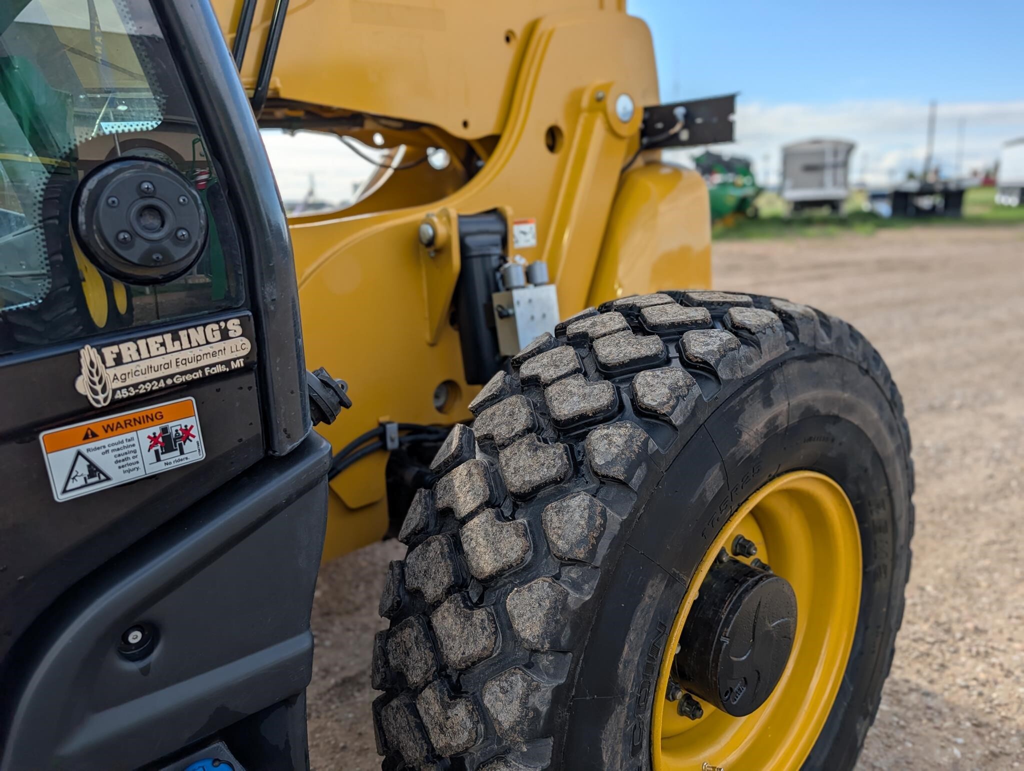 2023 Caterpillar TL1255 Telehandler