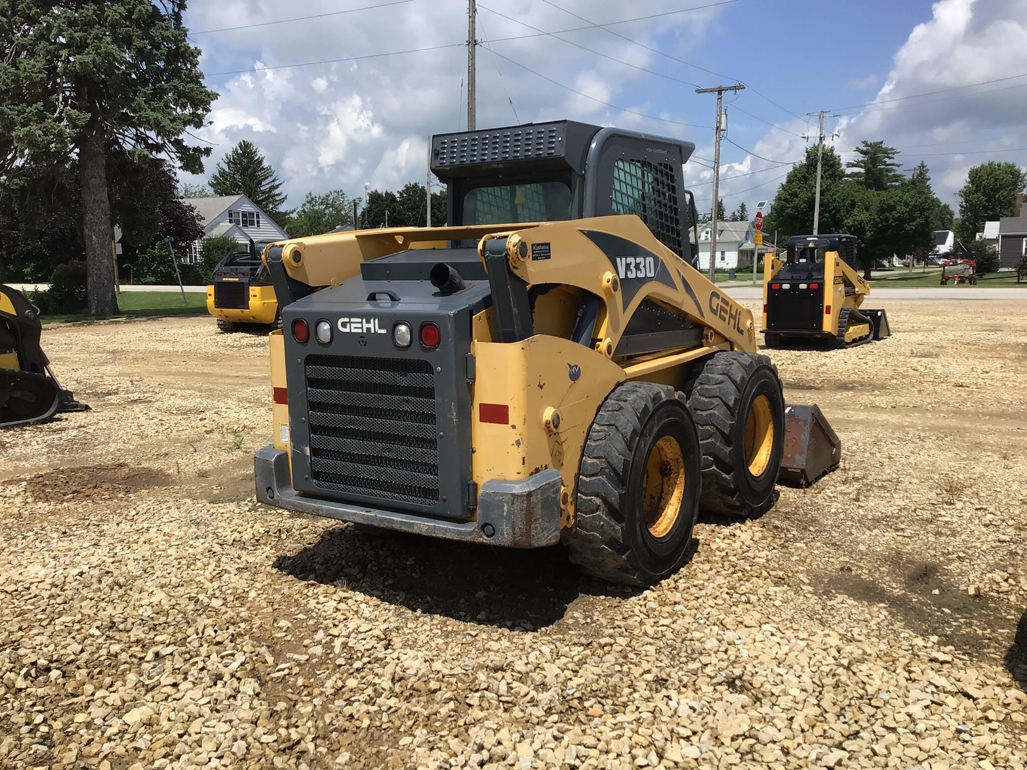 2012 Gehl V330 Skid Steer