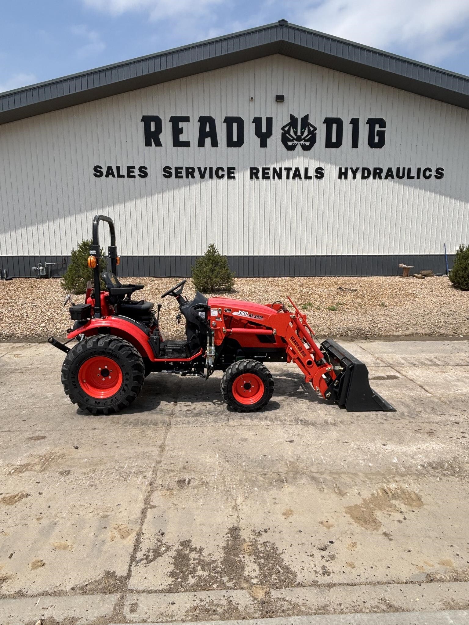 2021 Kioti CX2510 Tractor