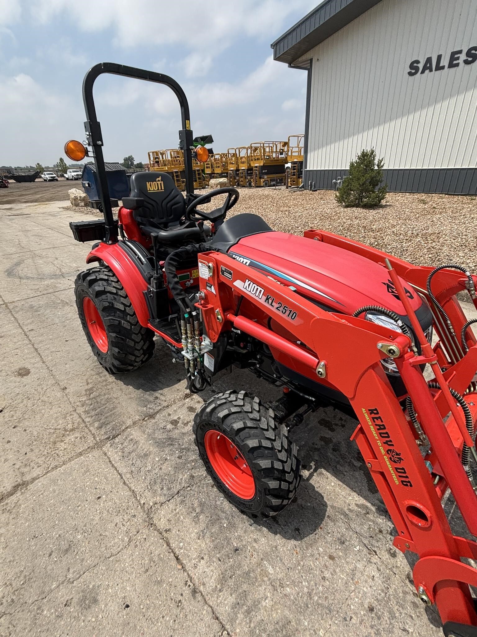 2021 Kioti CX2510 Tractor