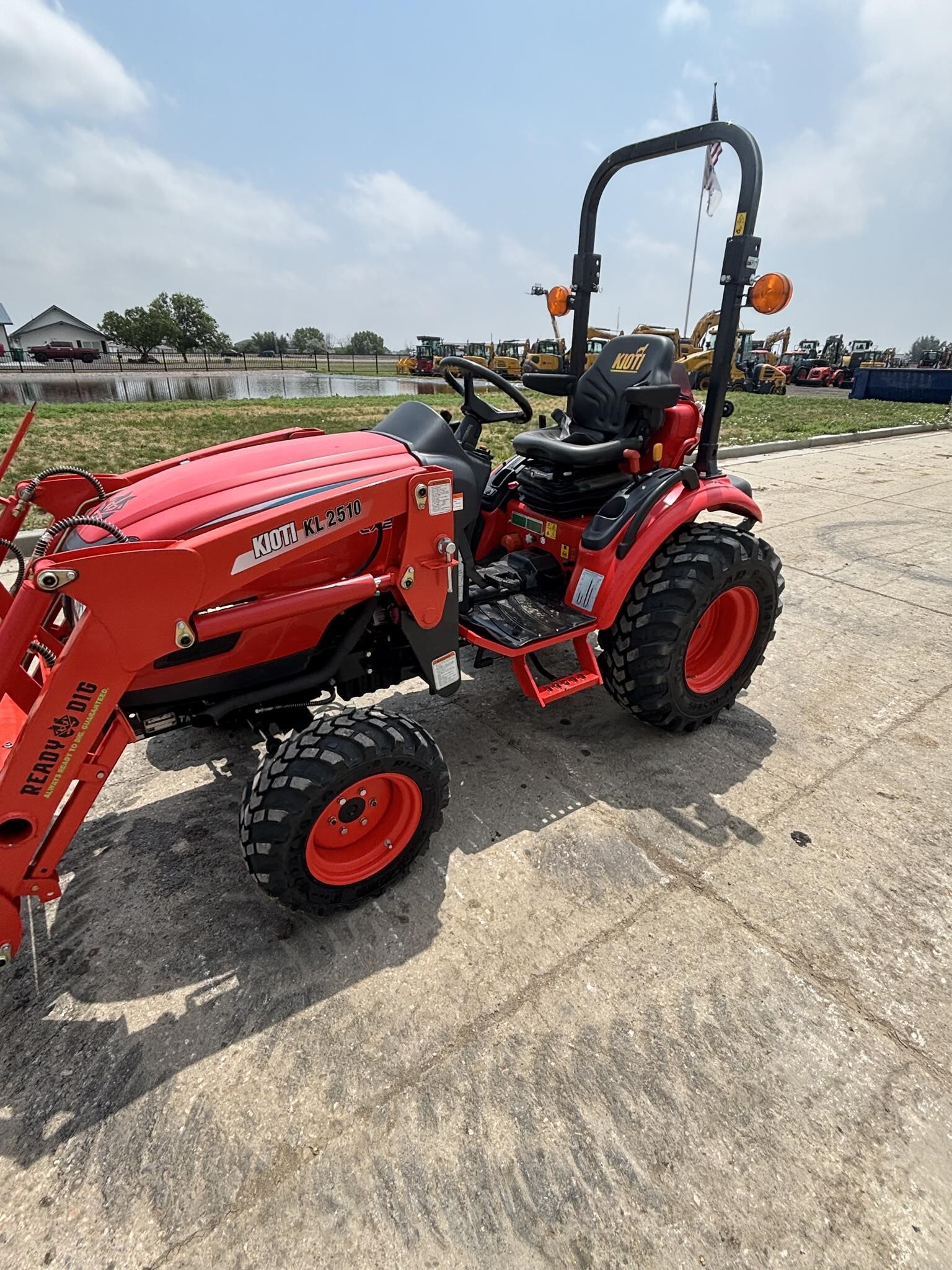 2021 Kioti CX2510 Tractor