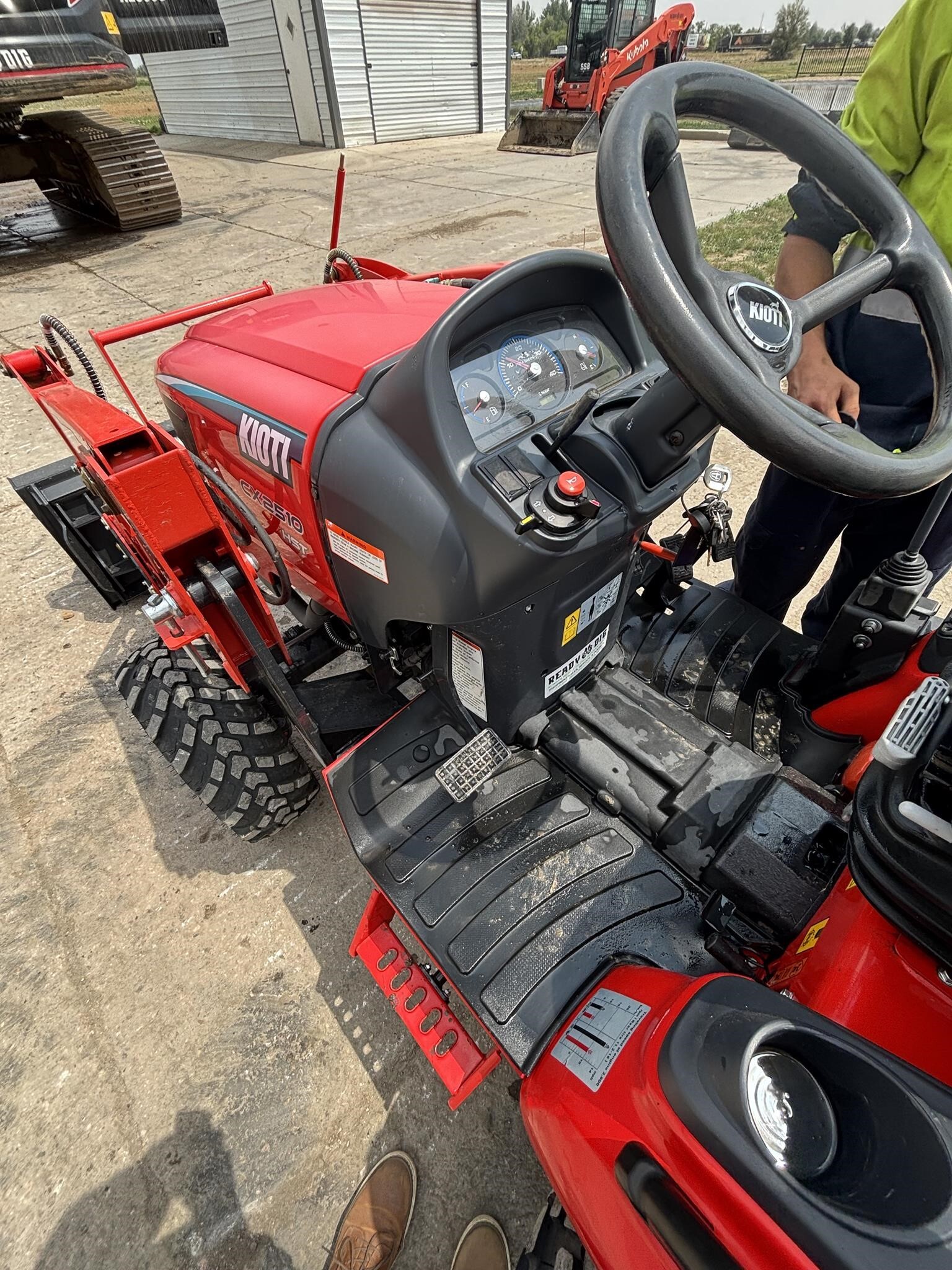 2021 Kioti CX2510 Tractor