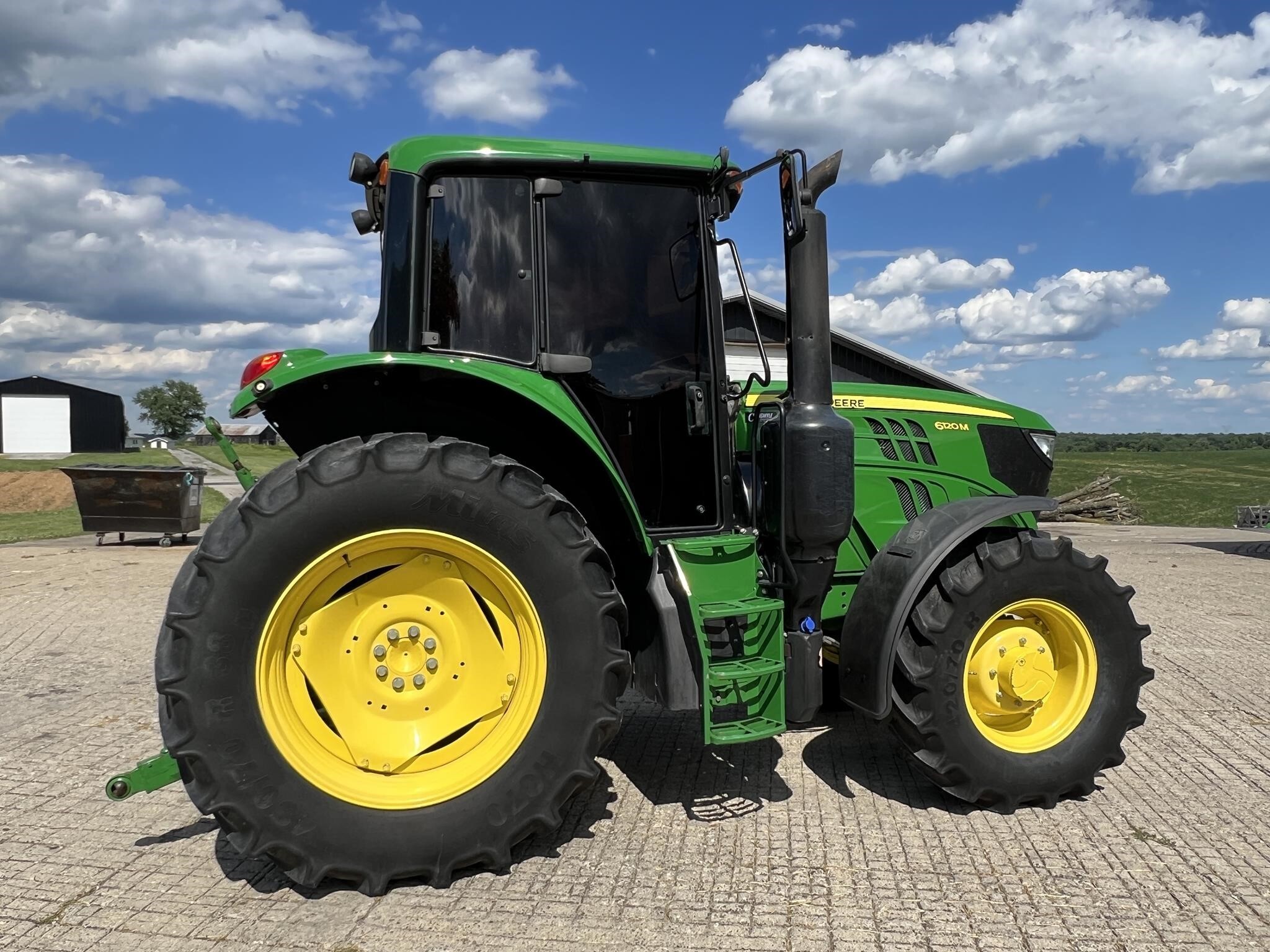2016 John Deere 6120M Tractor