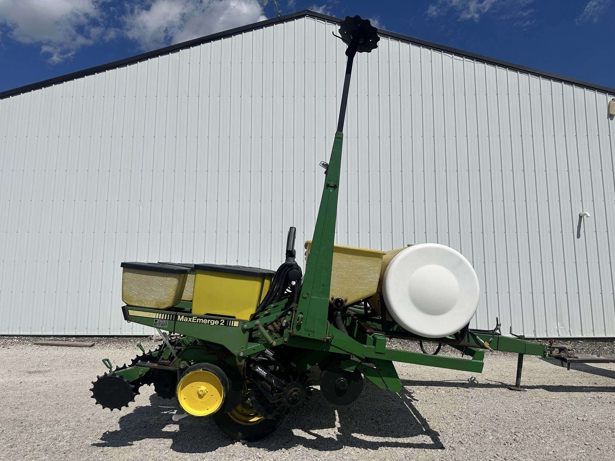 1986 John Deere 7200 Planter