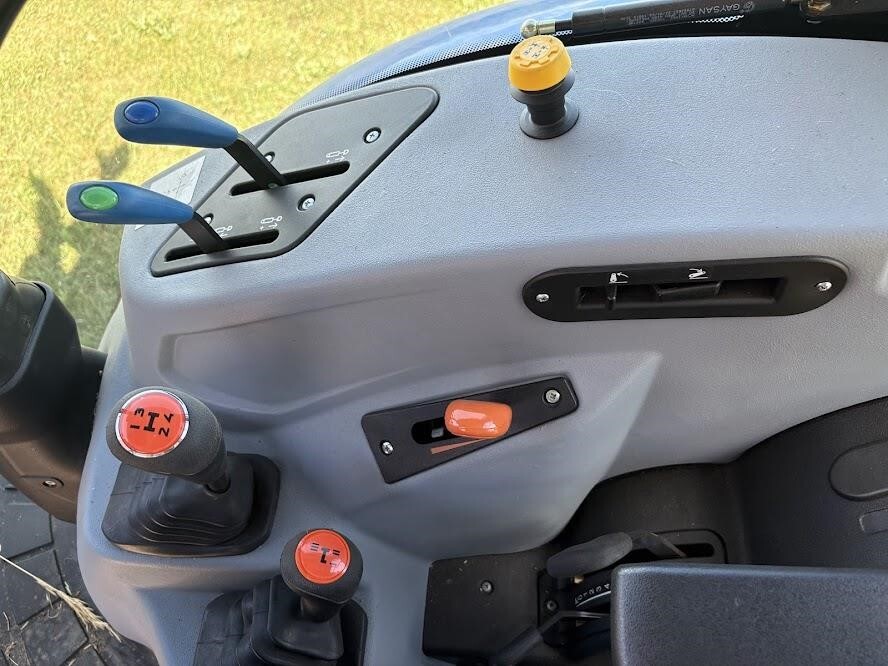2024 New Holland WORKMASTER 120 Tractor