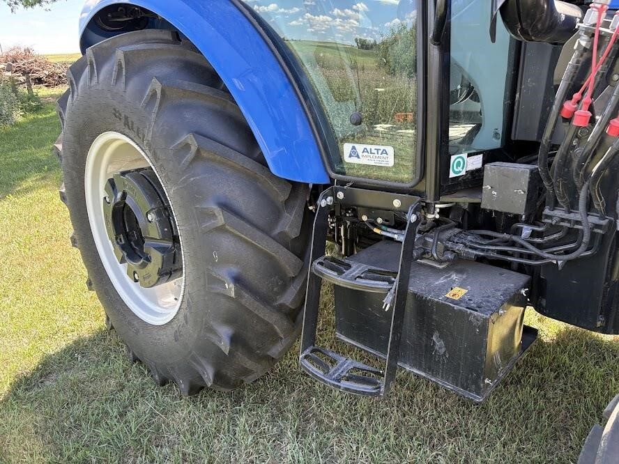 2024 New Holland WORKMASTER 120 Tractor