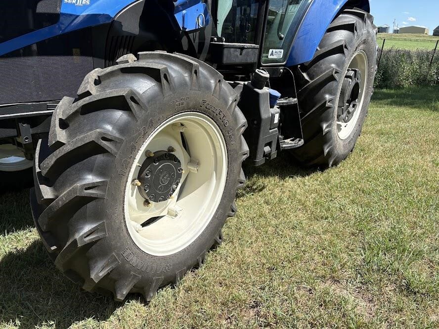 2024 New Holland WORKMASTER 120 Tractor