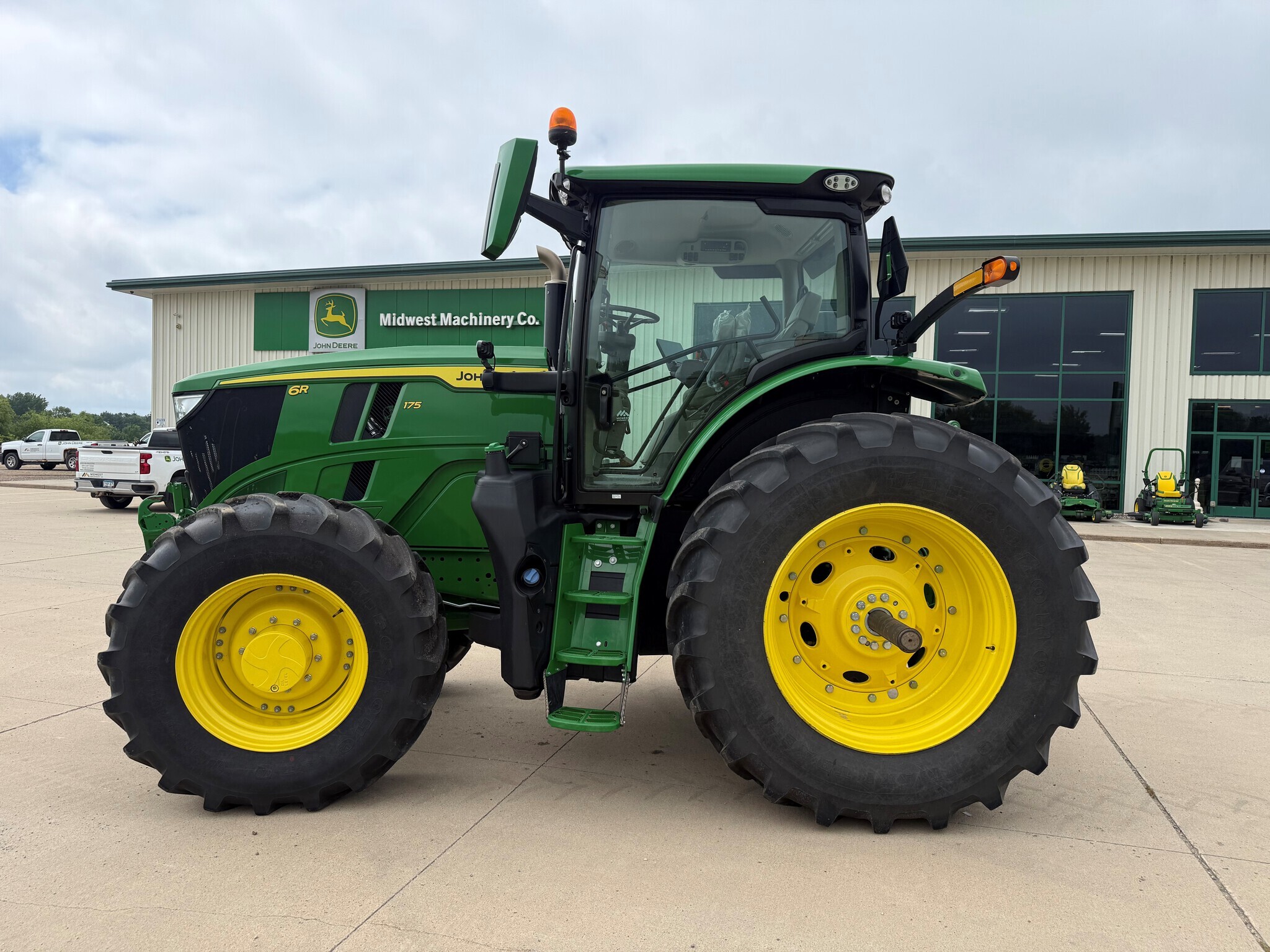 2025 John Deere 6R 175 Tractor