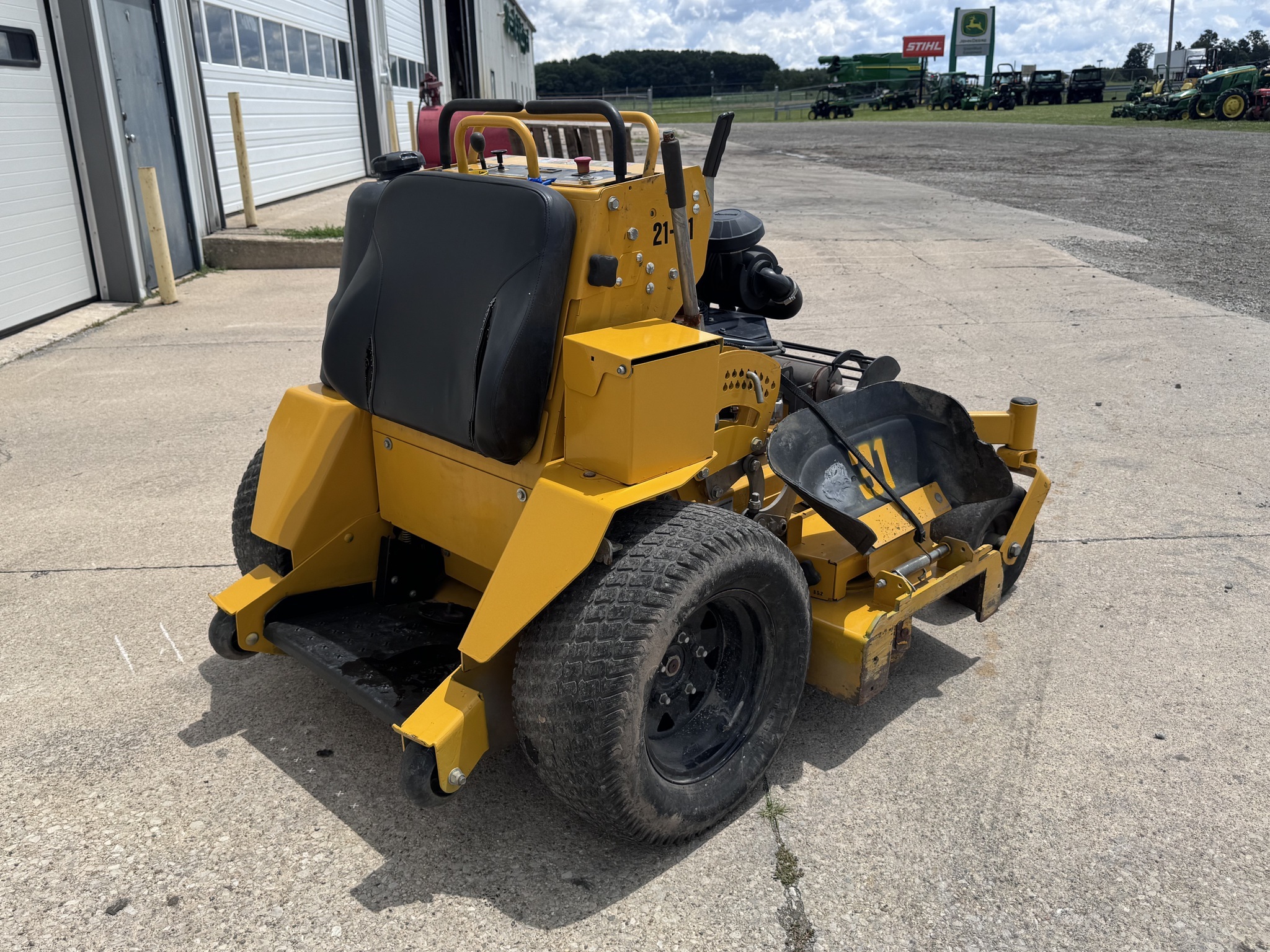 2021 Hustler SUPER S 52 Lawn Mower