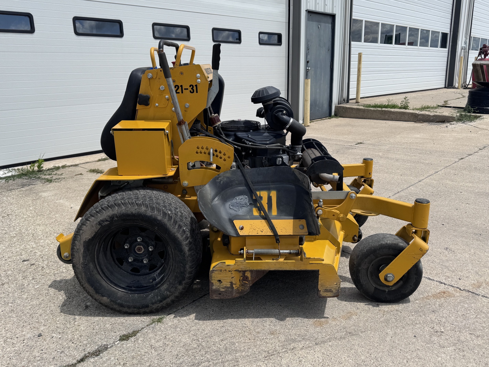 2021 Hustler SUPER S 52 Lawn Mower