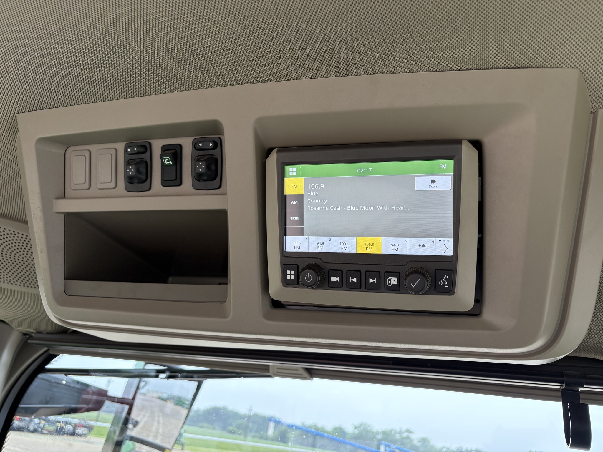 2025 John Deere 8R 340 Tractor