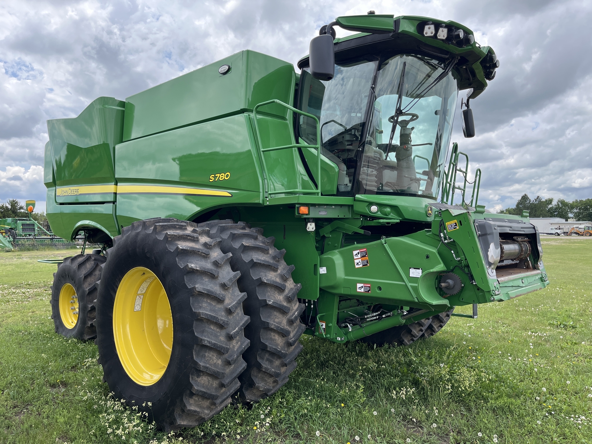 2024 John Deere S780 Combine