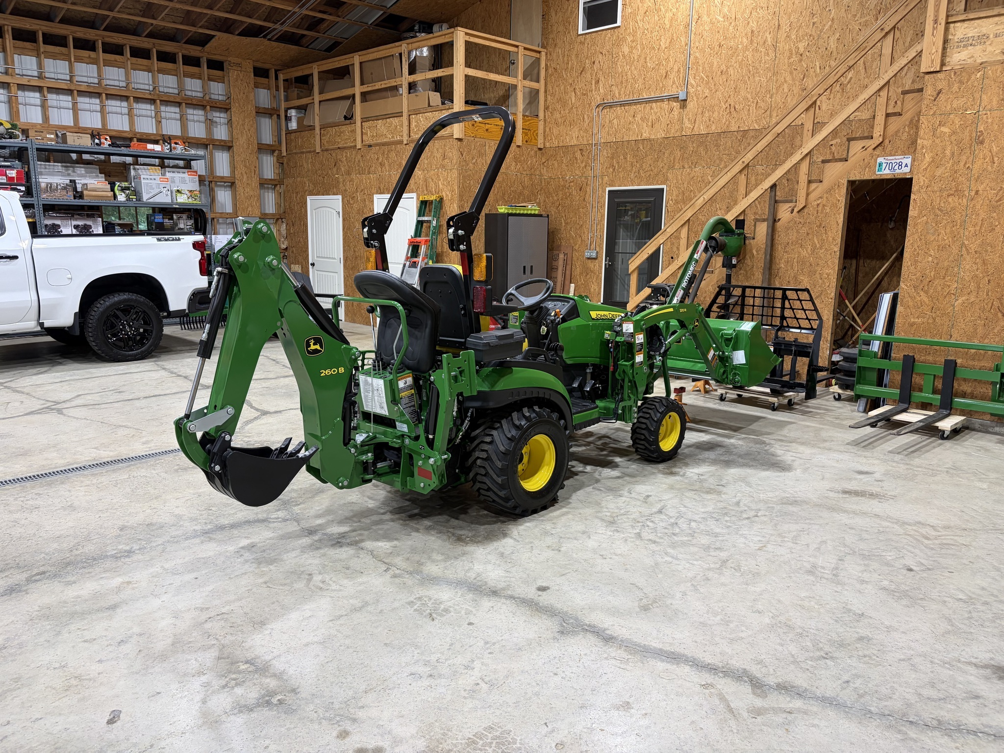 2024 John Deere 1025R Tractor
