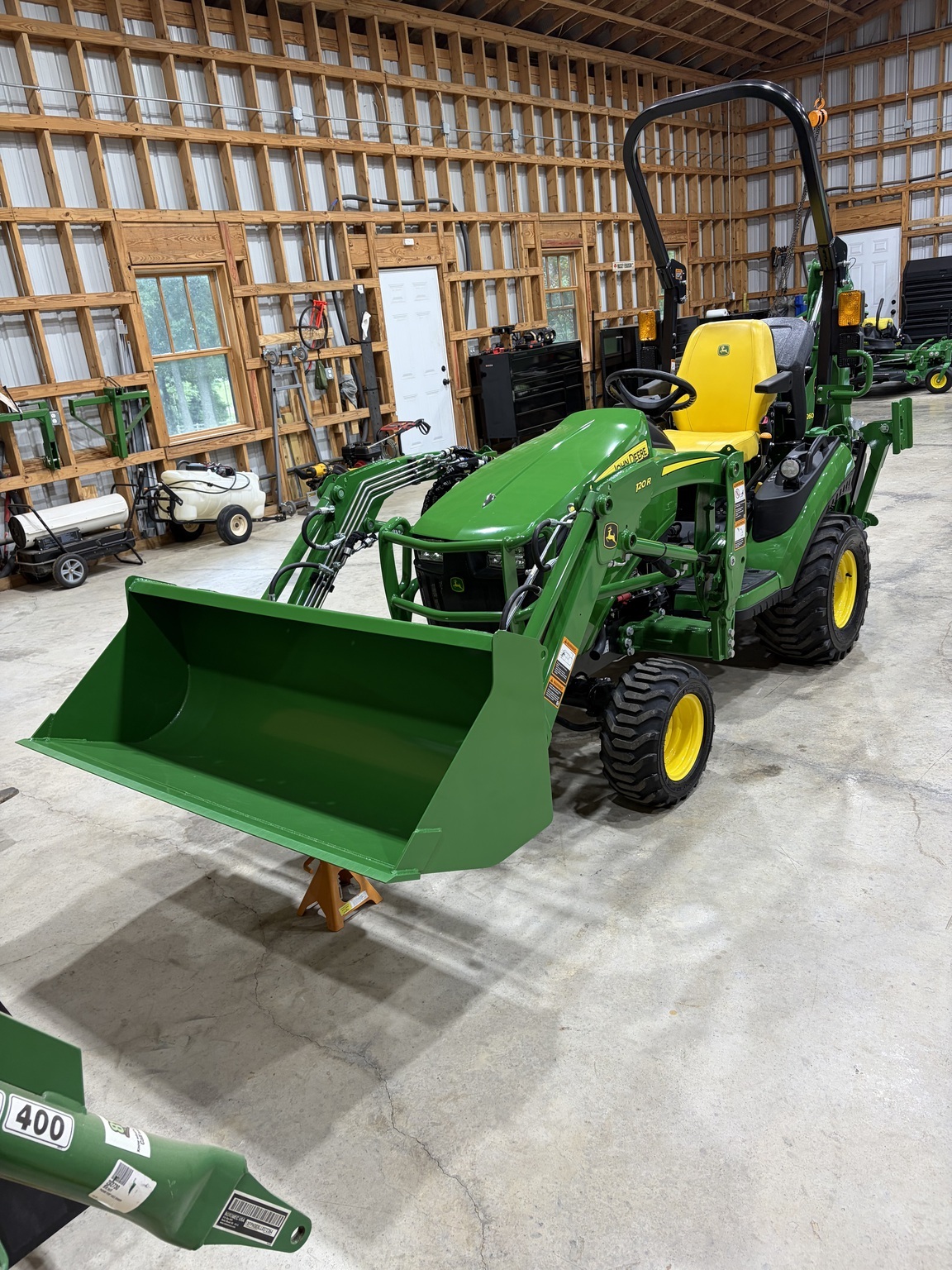 2024 John Deere 1025R Tractor