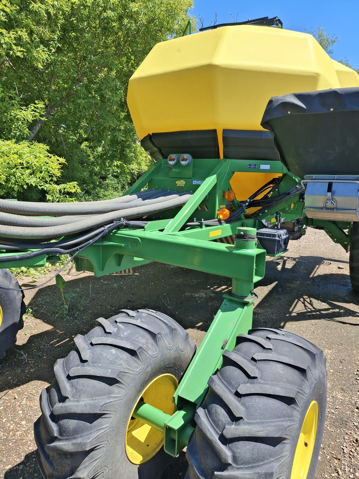 2017 John Deere 1830 Air Seeder