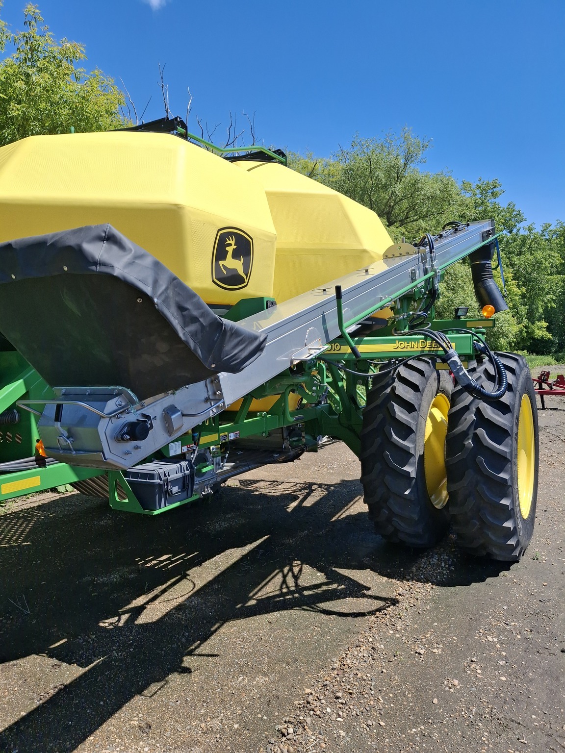 2017 John Deere 1830 Air Seeder