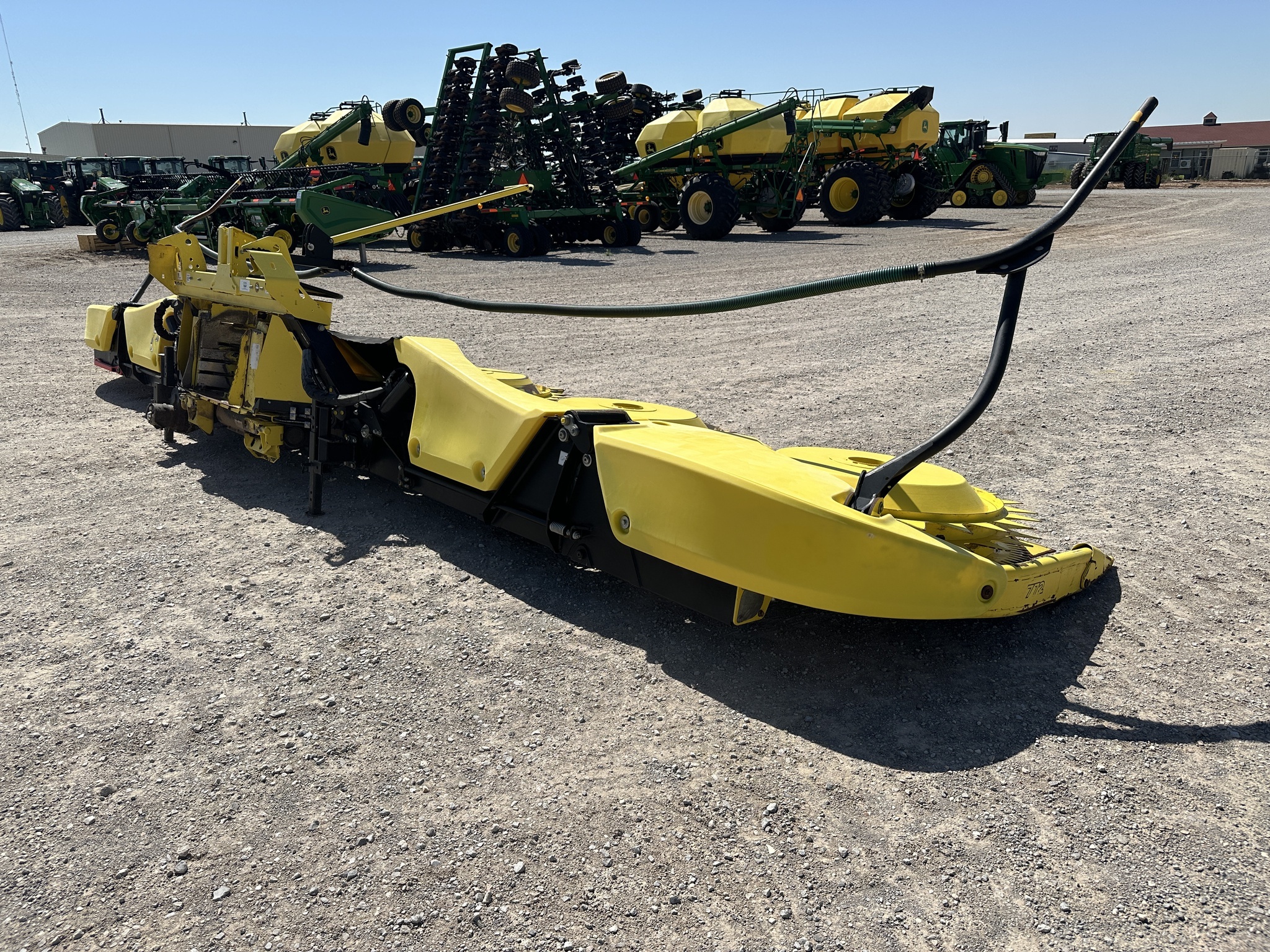 2022 John Deere 772 Corn Head