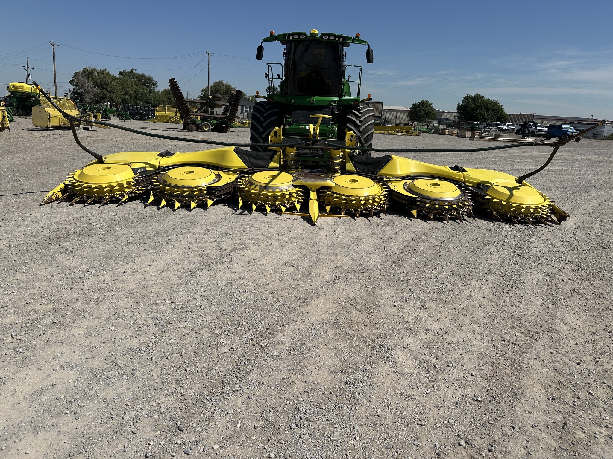 2022 John Deere 772 Corn Head