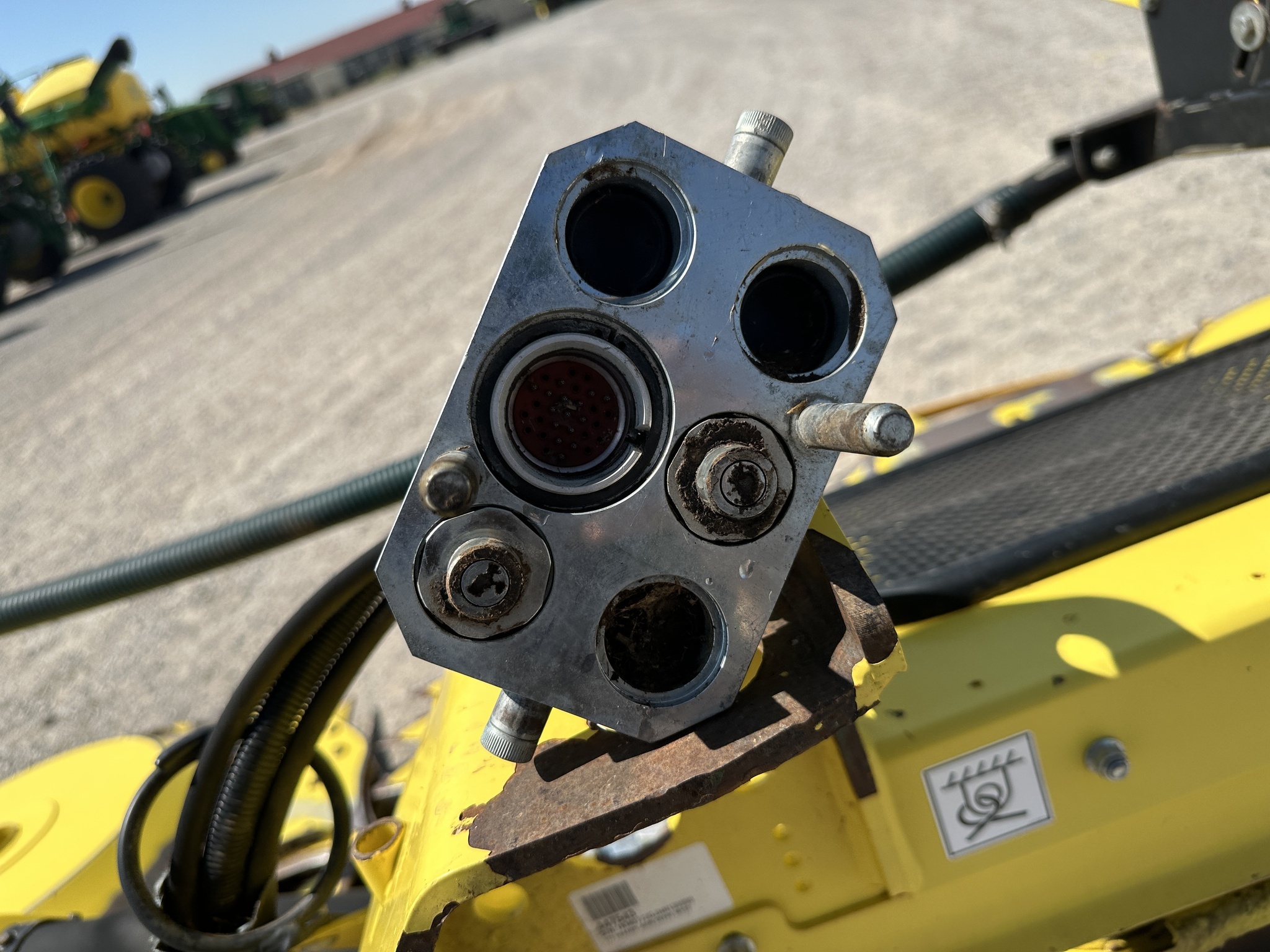 2022 John Deere 772 Corn Head