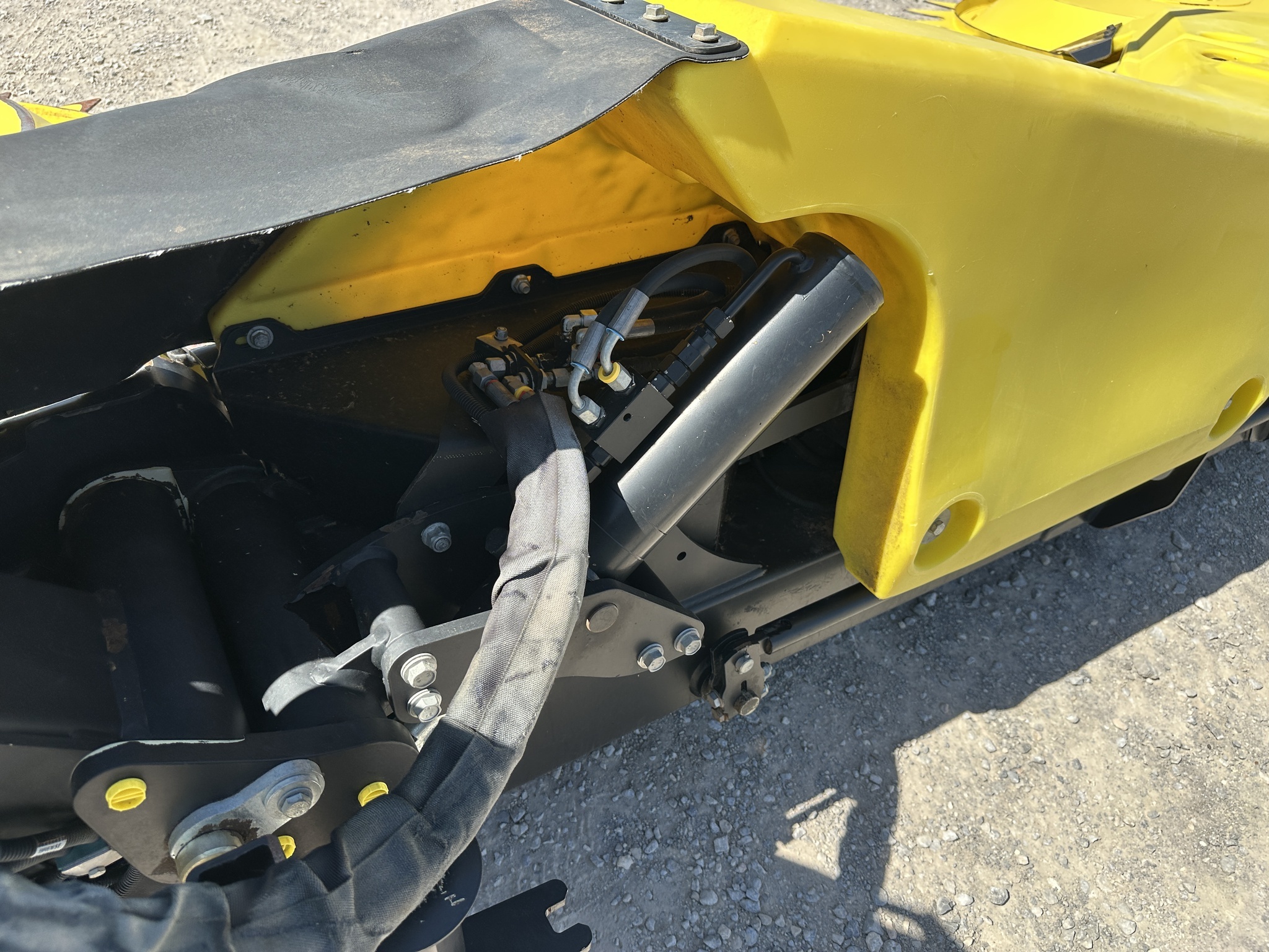 2022 John Deere 772 Corn Head