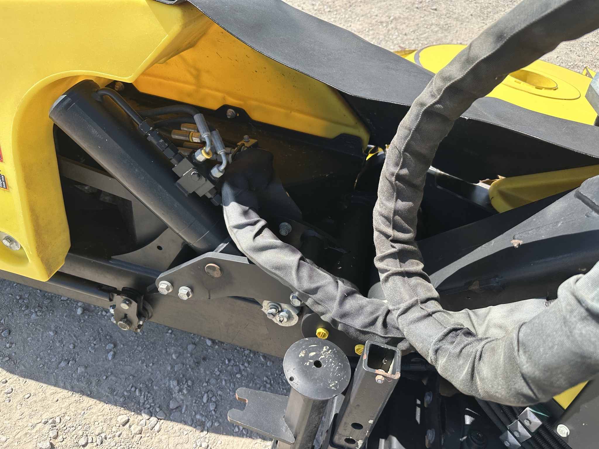 2022 John Deere 772 Corn Head