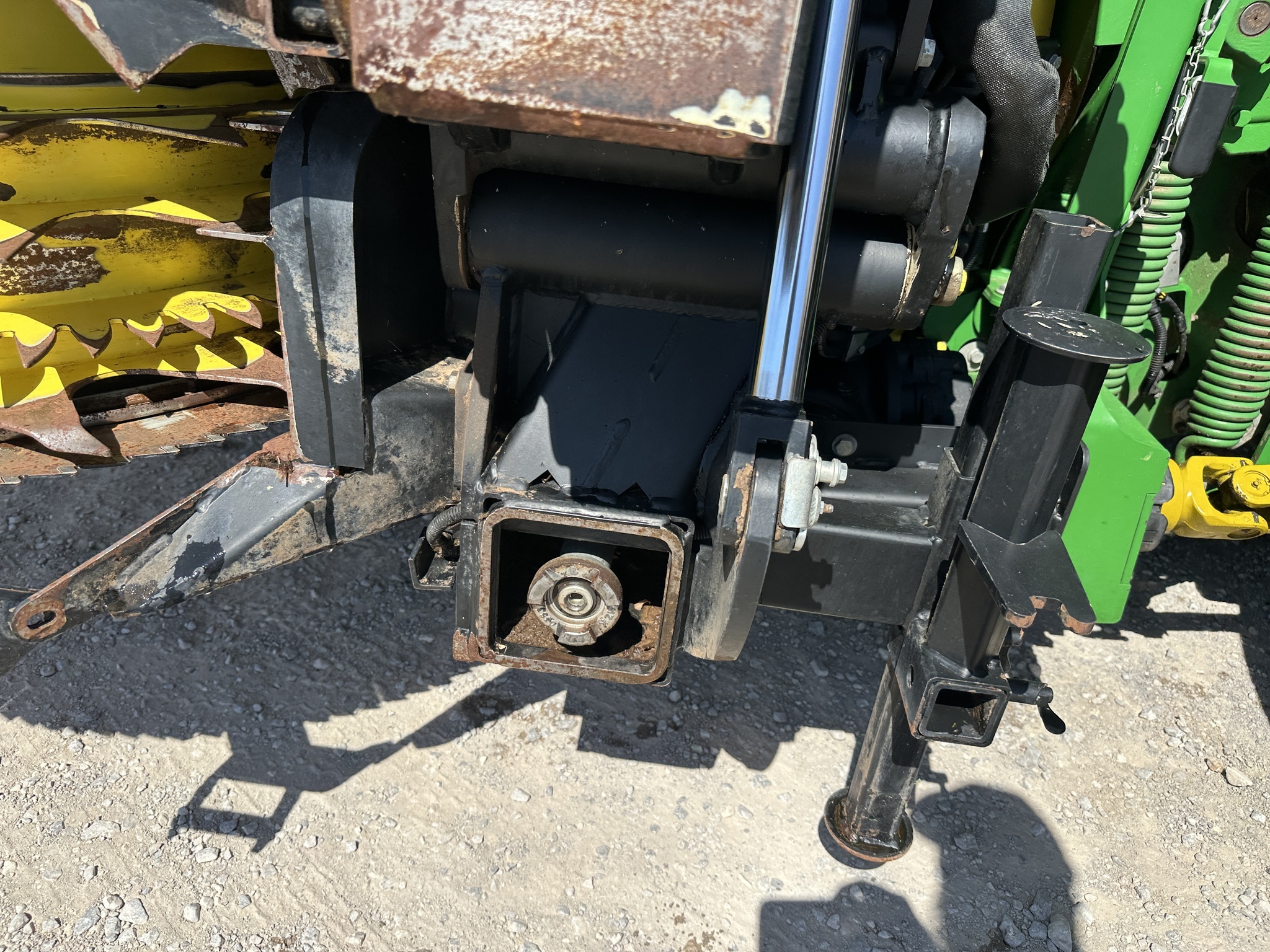 2022 John Deere 772 Corn Head