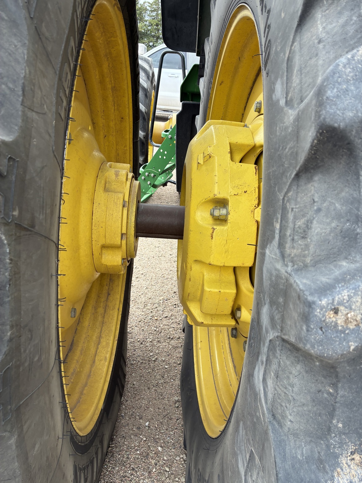2011 John Deere 8360R Tractor