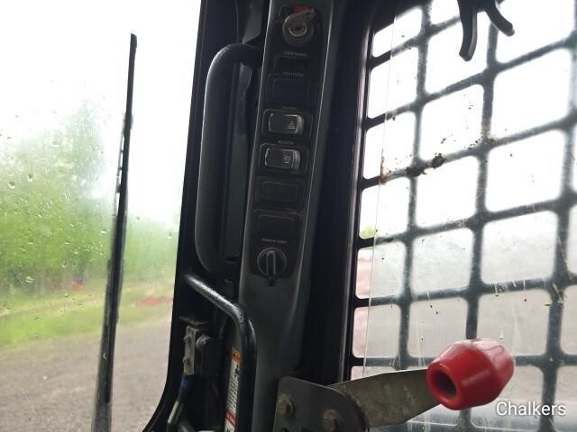 2010 New Holland L185 Skid Steer