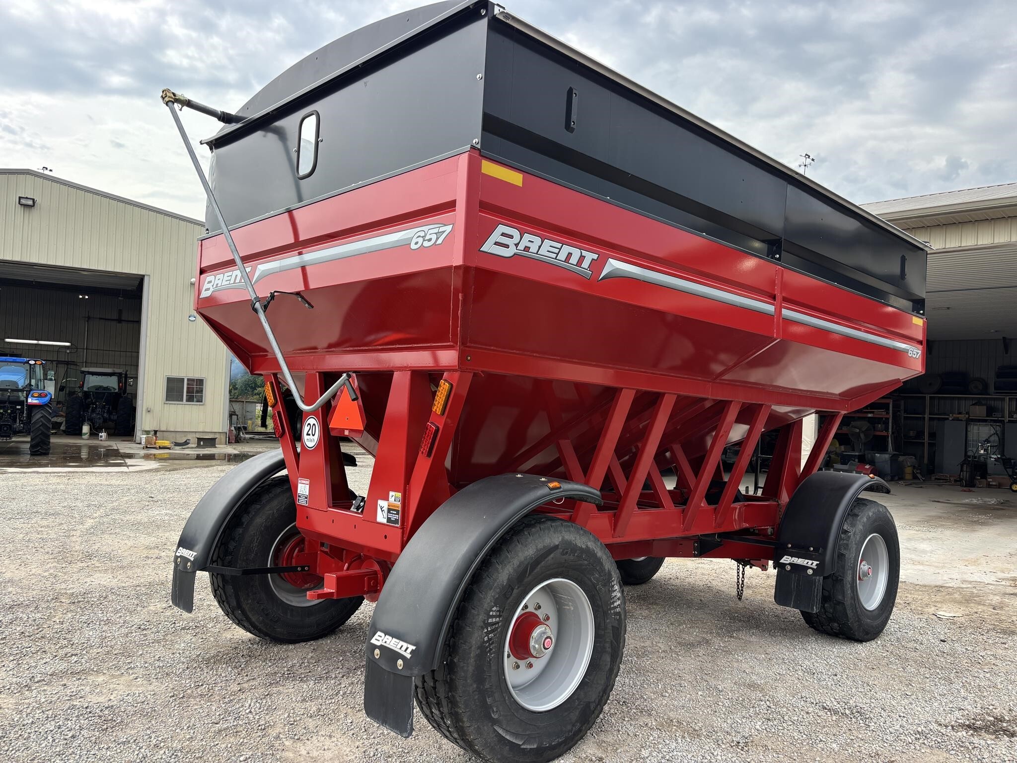 2025 Brent 657 Gravity Wagon