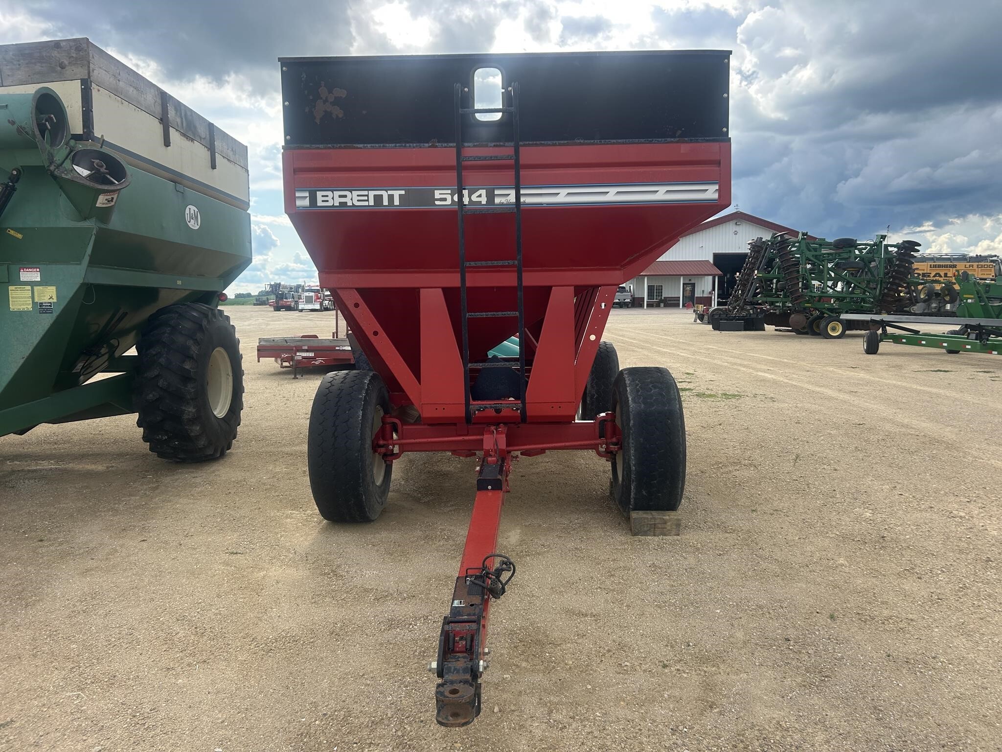  Brent 544 Gravity Wagon