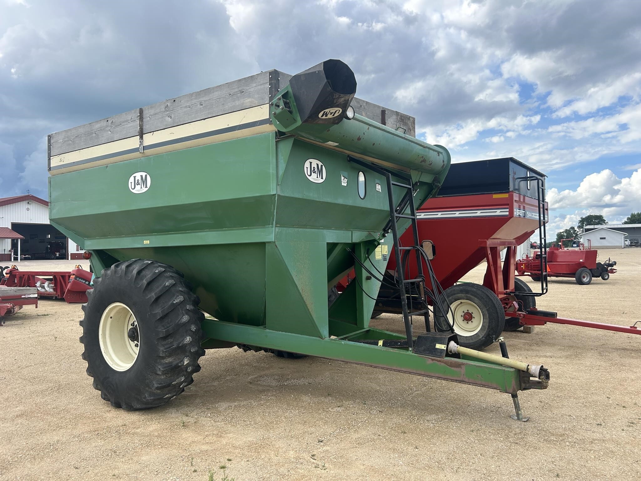  J&M 500-14 Grain Cart