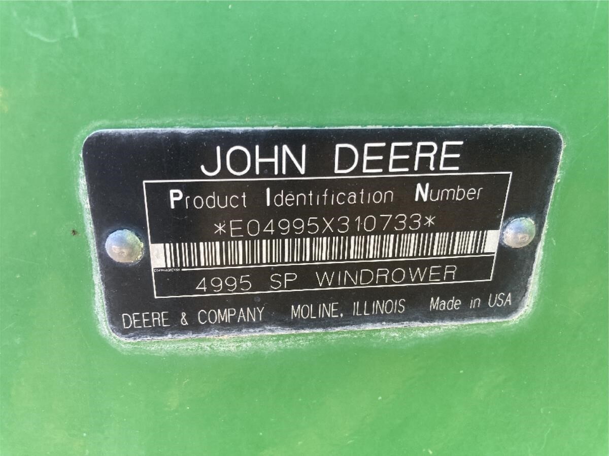 2005 John Deere 4995 Self-Propelled Windrowers and Swather