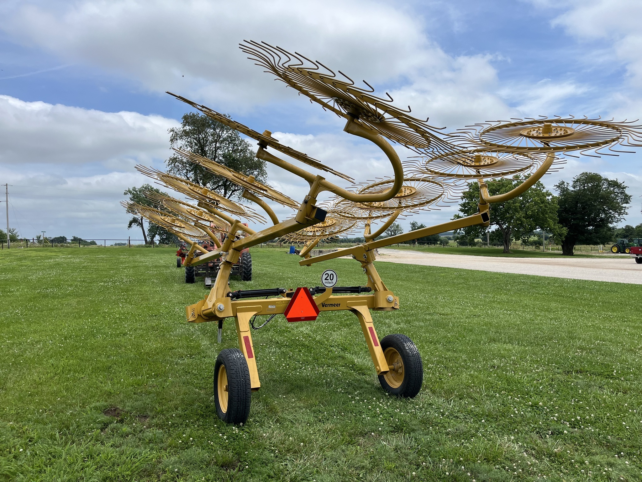 2024 Vermeer VR1224 Rake