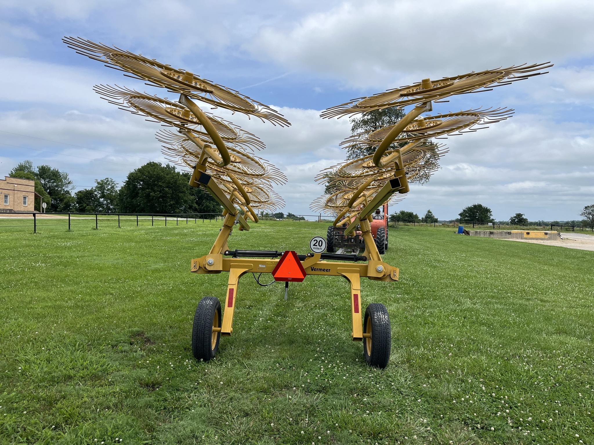 2024 Vermeer VR1224 Rake