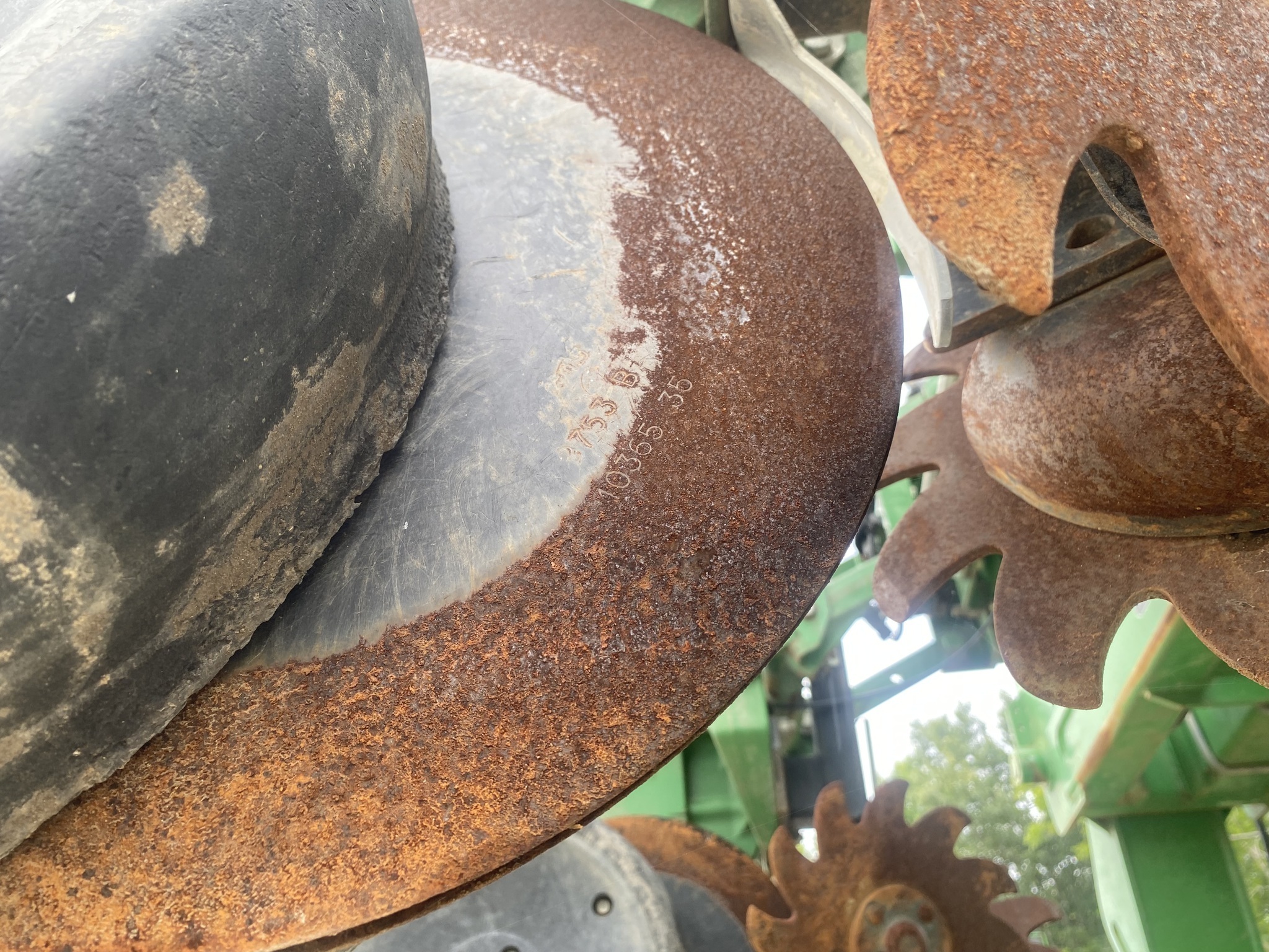 2011 John Deere DR18 Planter