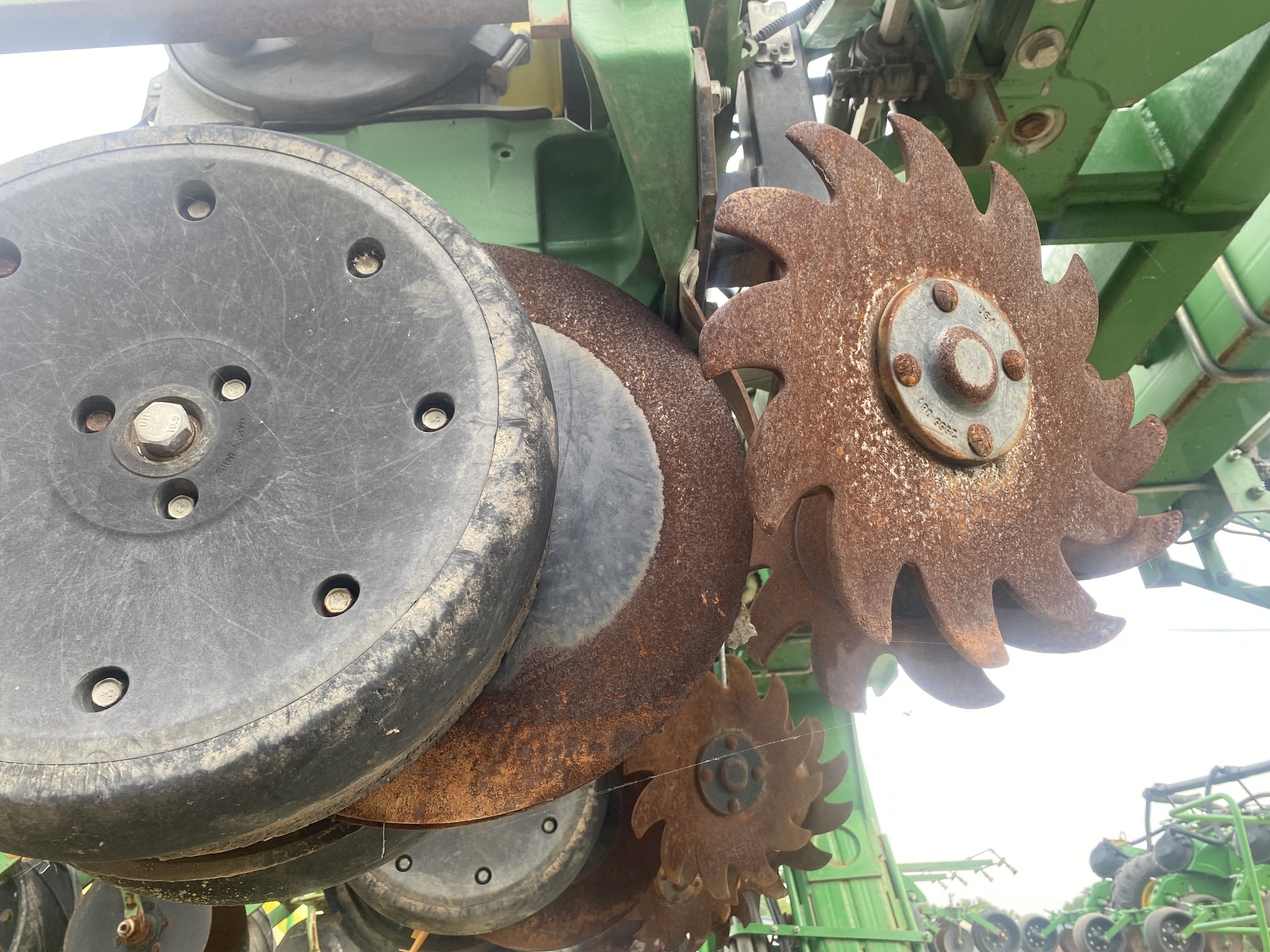 2011 John Deere DR18 Planter