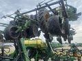 2011 John Deere DR18 Planter