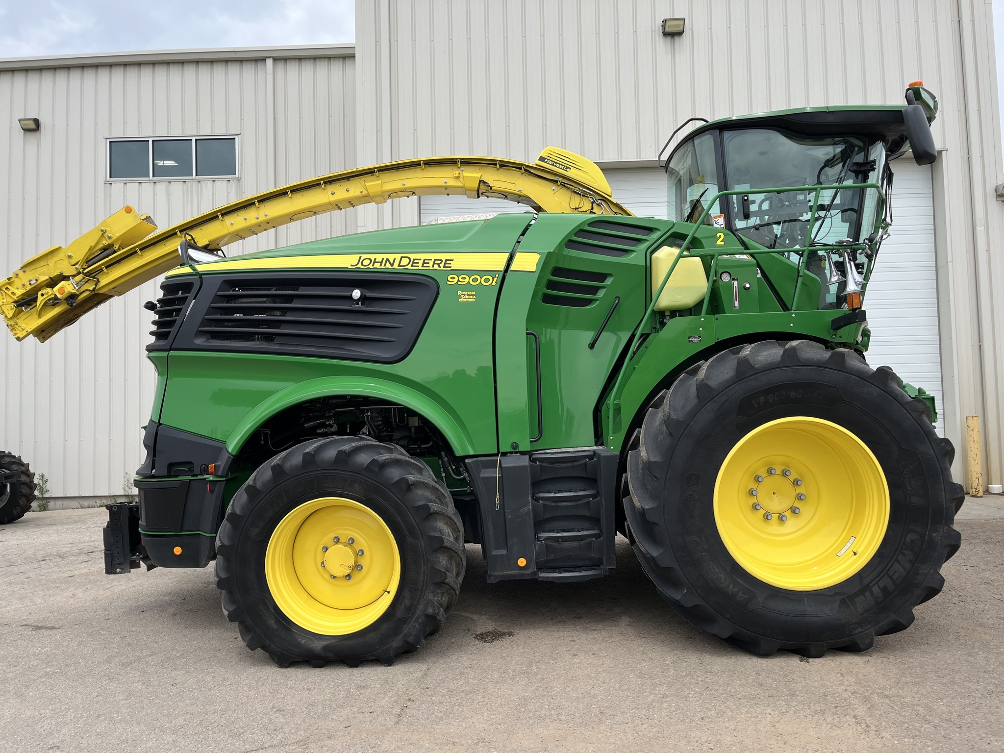 2023 John Deere 9900 Self-Propelled Forage Harvester