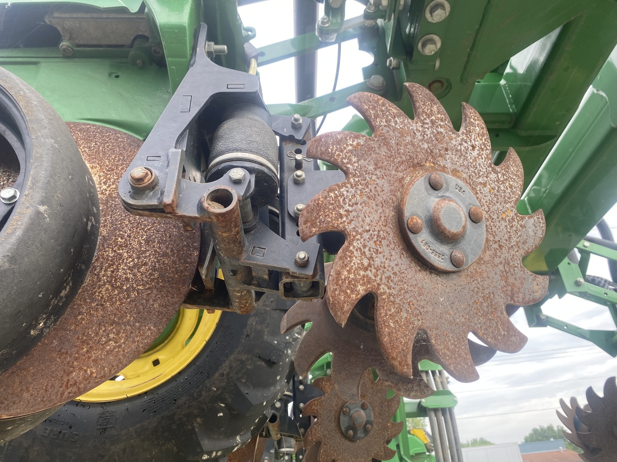 2020 John Deere DR18 Planter