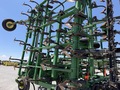 2007 John Deere 2210 Field Cultivator
