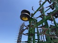 2007 John Deere 2210 Field Cultivator