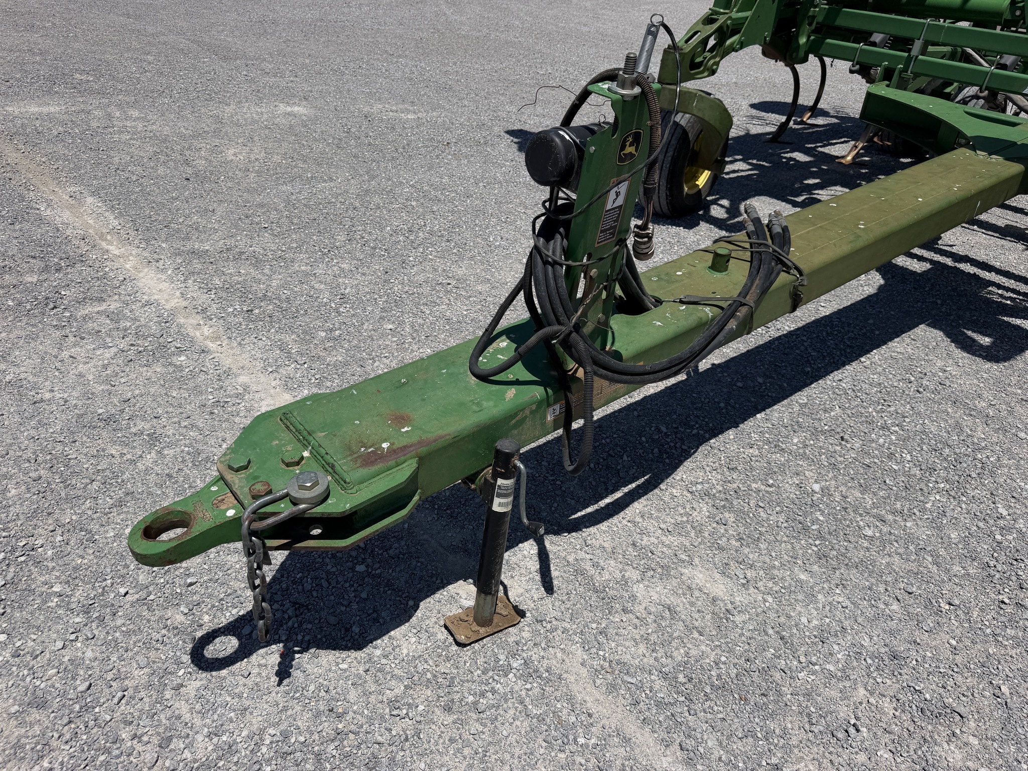 2007 John Deere 2210 Field Cultivator