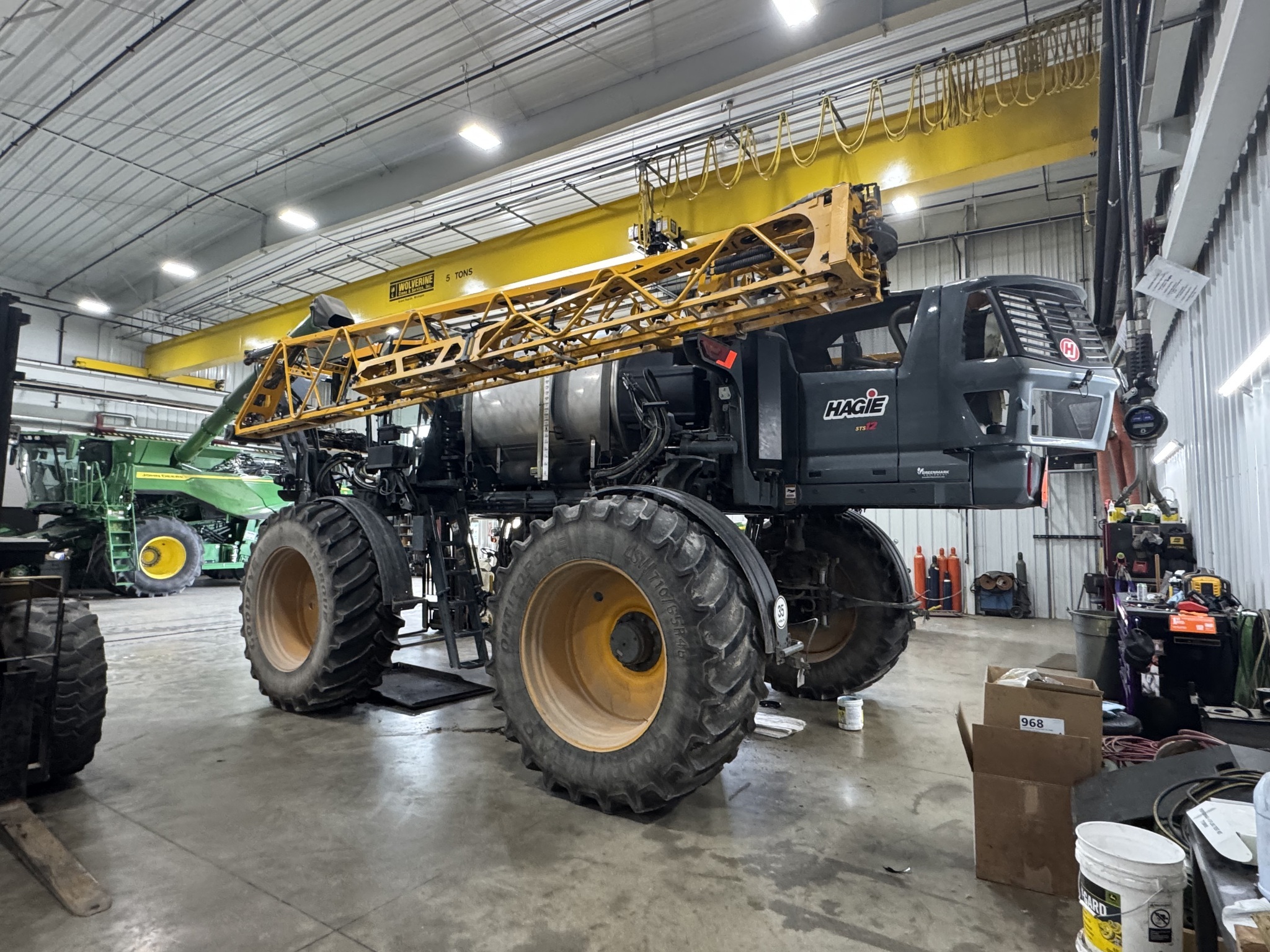 2023 Hagie STS12 Self-Propelled Sprayer